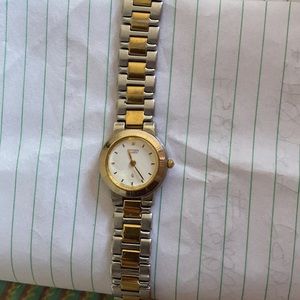 Citizen Women’s Two-Tone Watch – Water Resistant, Elegant & Durable